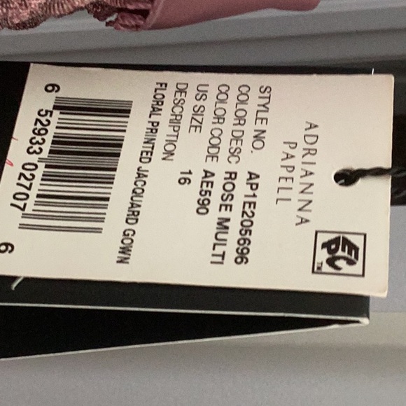 Adrian Papel formal gown, size 16T. - Picture 3 of 5